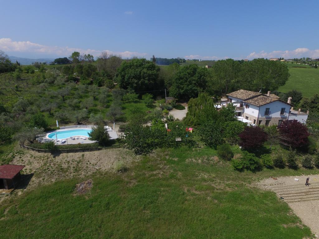 La Locanda Del Picchio Country House Morro dʼOro Esterno foto