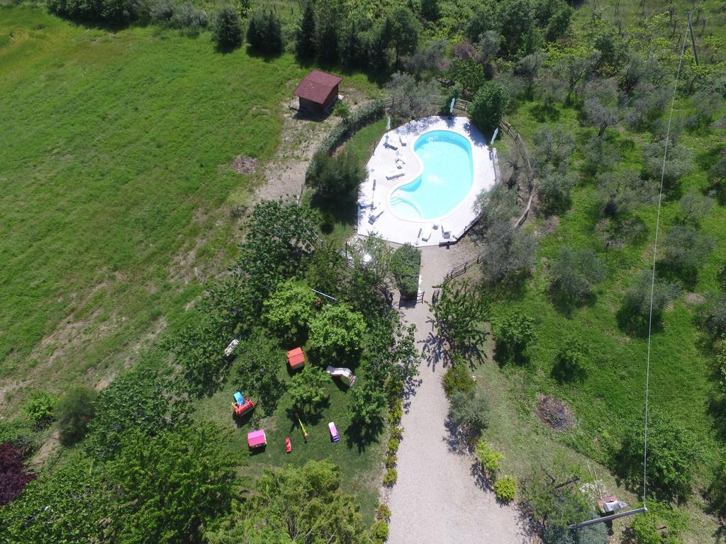La Locanda Del Picchio Country House Morro dʼOro Esterno foto